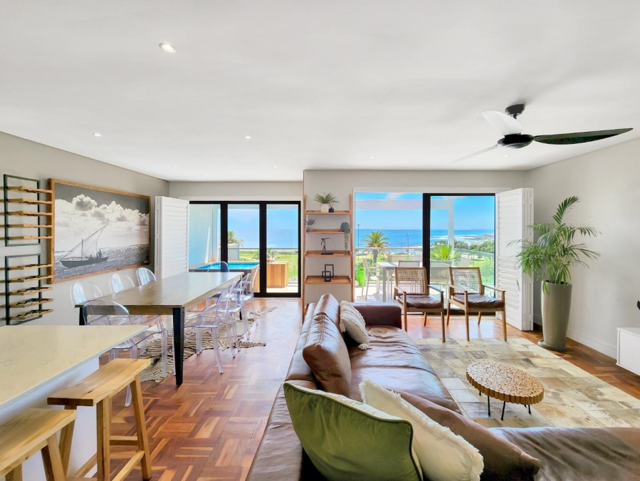 2 Bedroom Property for Sale in Three Anchor Bay Western Cape